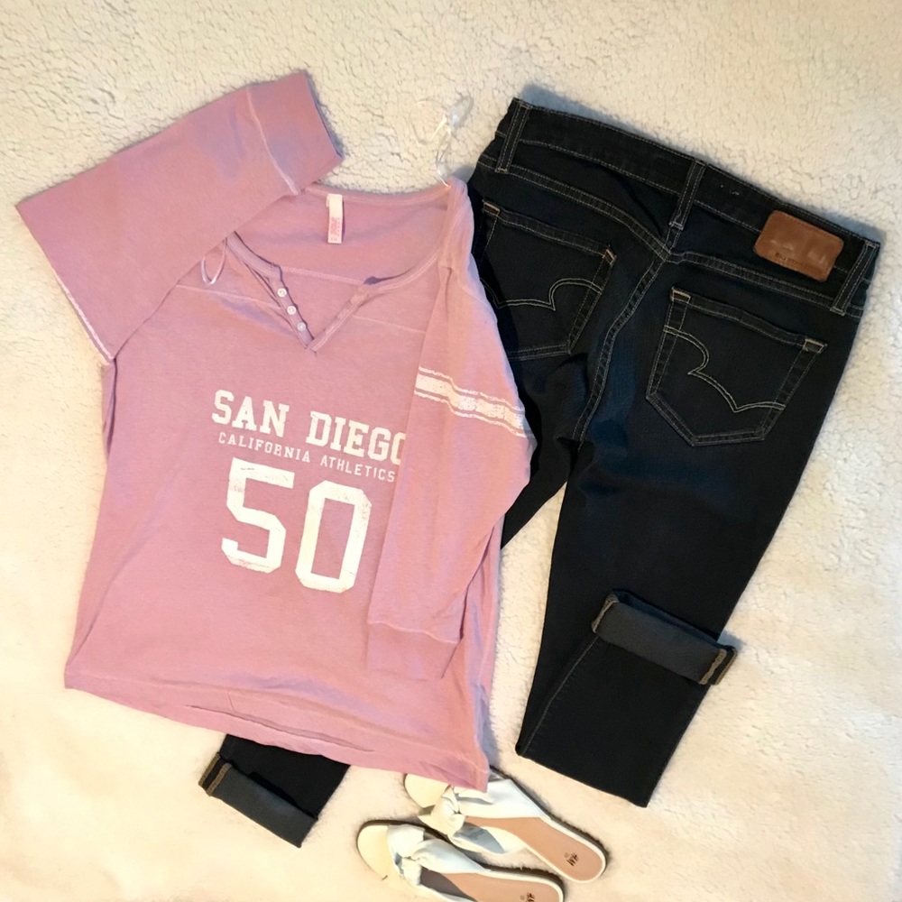 NWOT MV SPORT 3/4 length V-neck San Diego tee